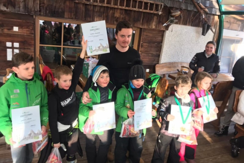 87515755_2411121645867373_3358177646763573248_n