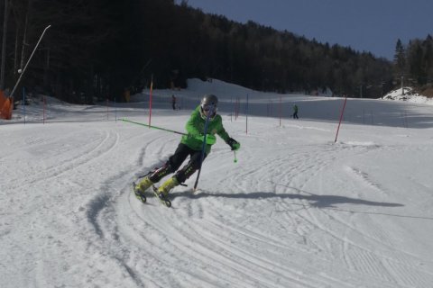 IMG-4c93e574f2e03d31245105e27636a6a7-V